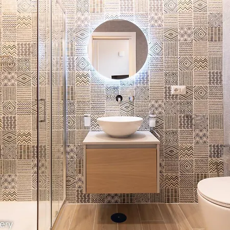 Rosa Monastery * Neapol